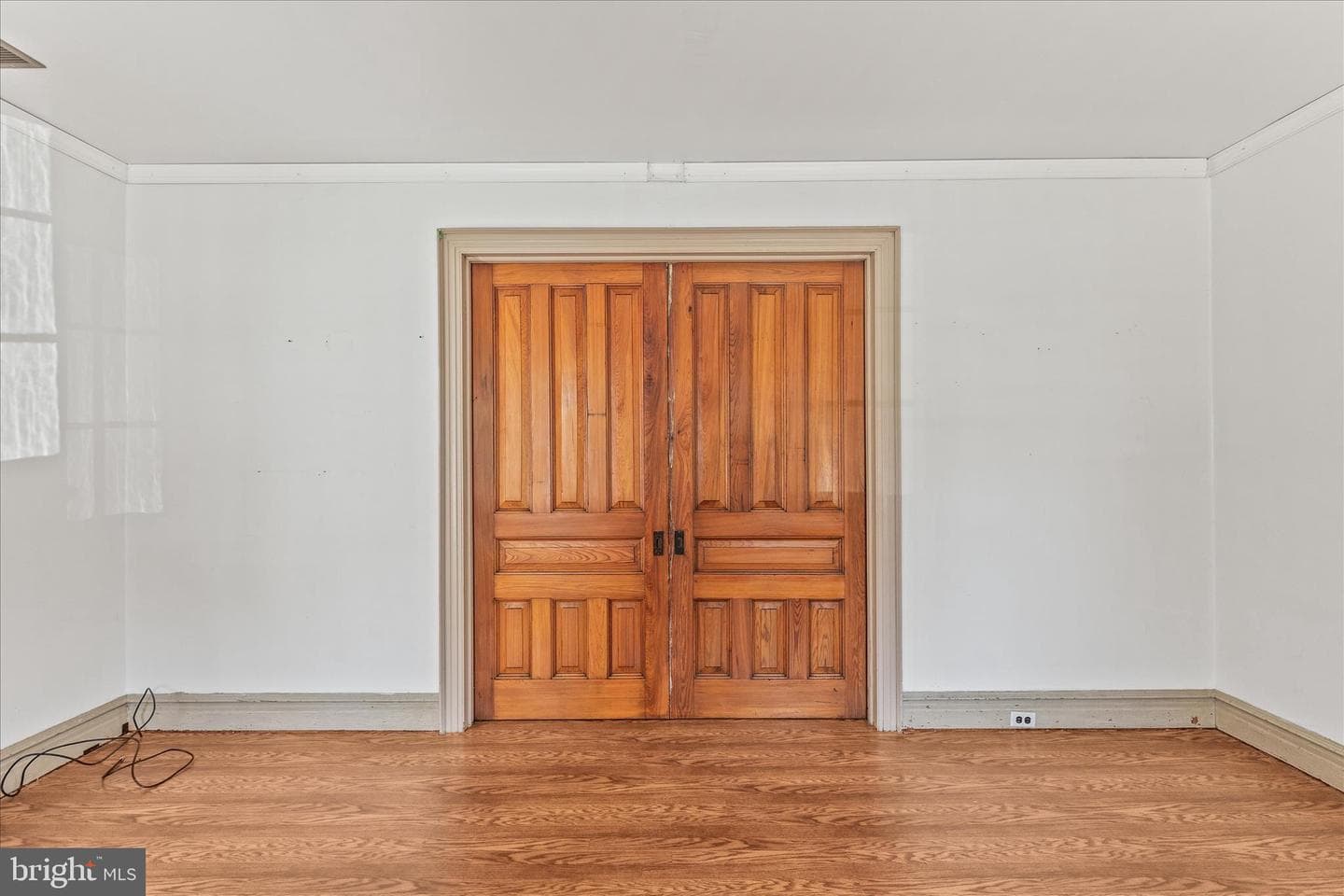 220 Locust Street photo 8