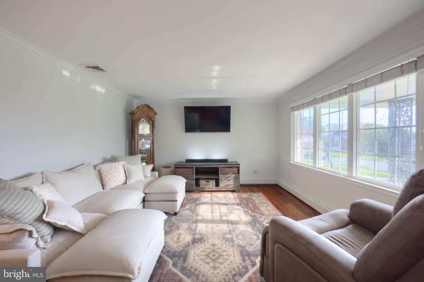 575 Sundale Drive photo 13