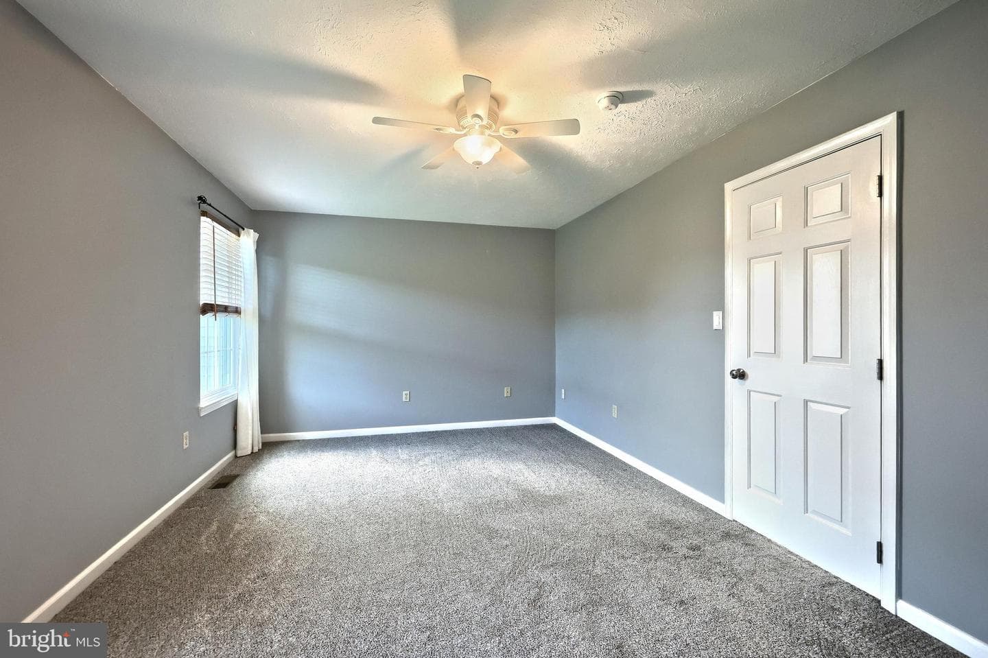204 Country Ridge Drive photo 27
