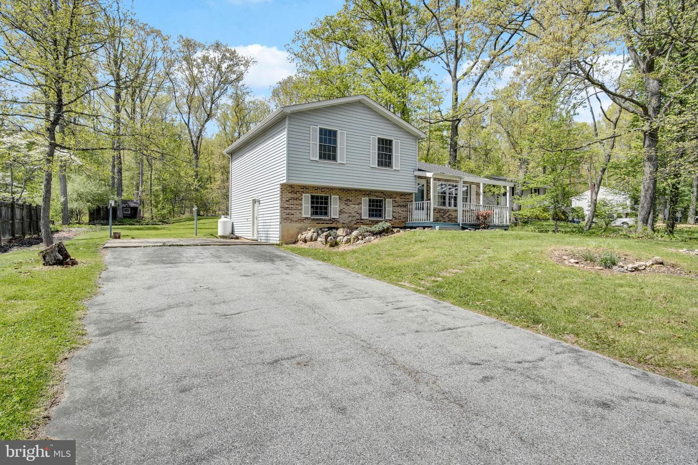 414 Little John Drive photo 20