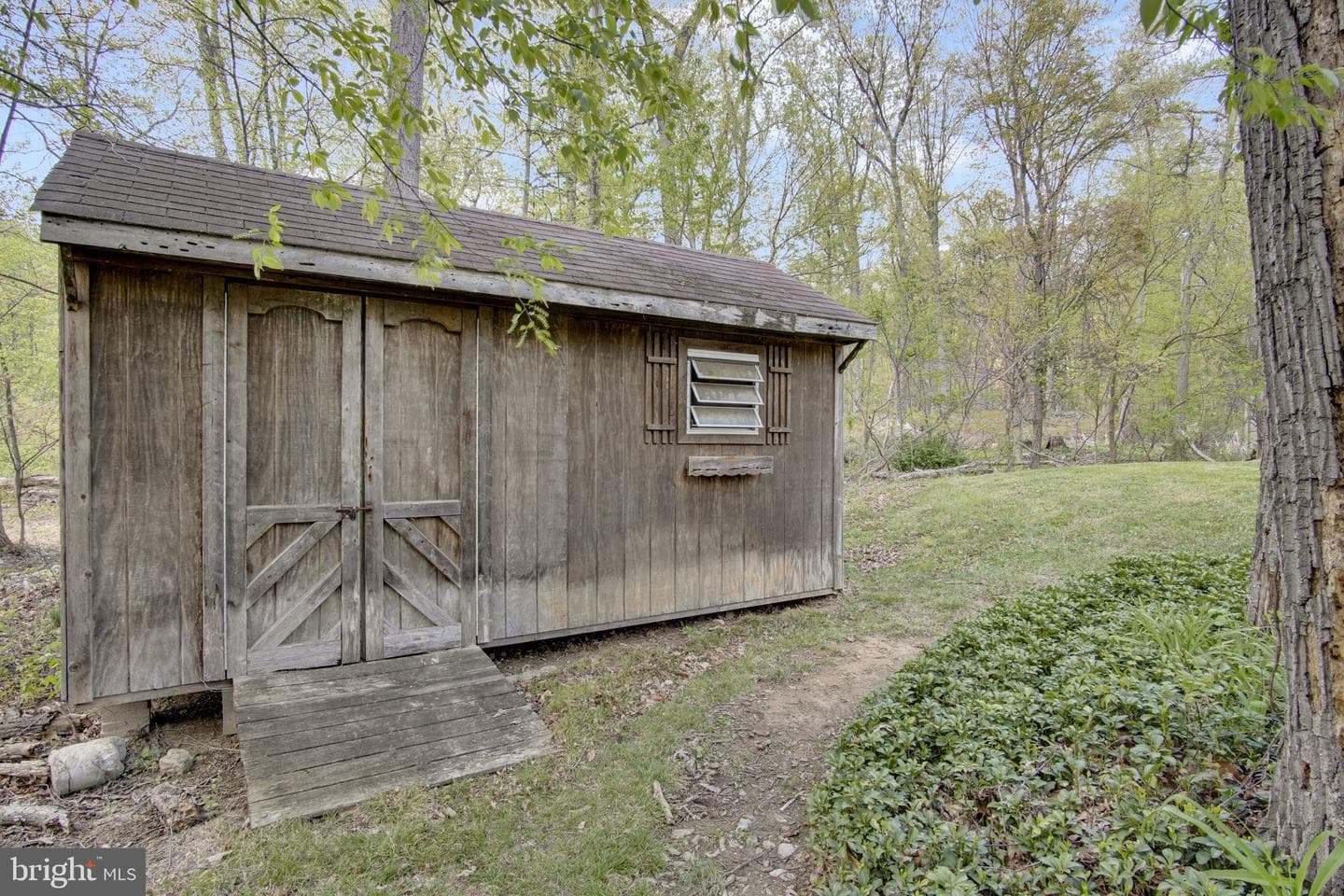 414 Little John Drive photo 28