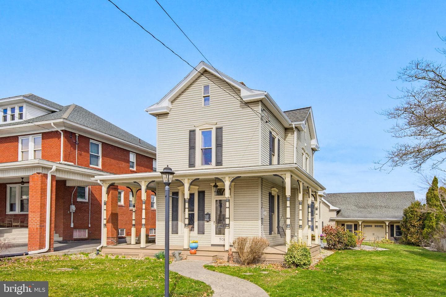 514 Locust Street photo 2