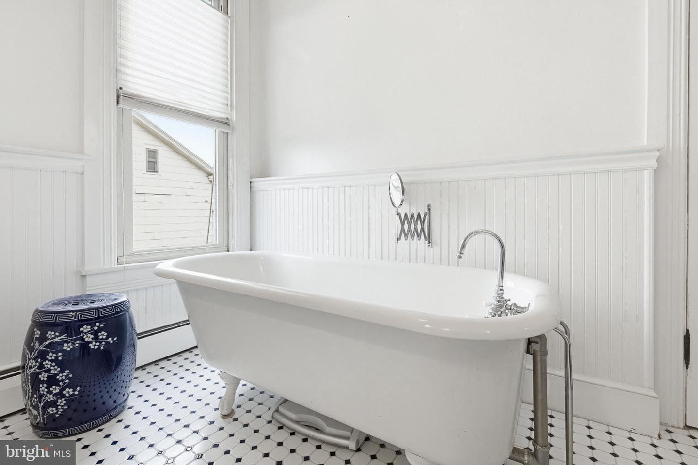 514 Locust Street photo 23