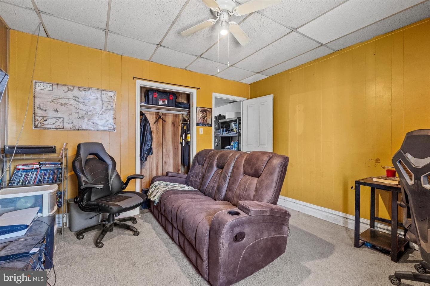 30 W Middle Street photo 8