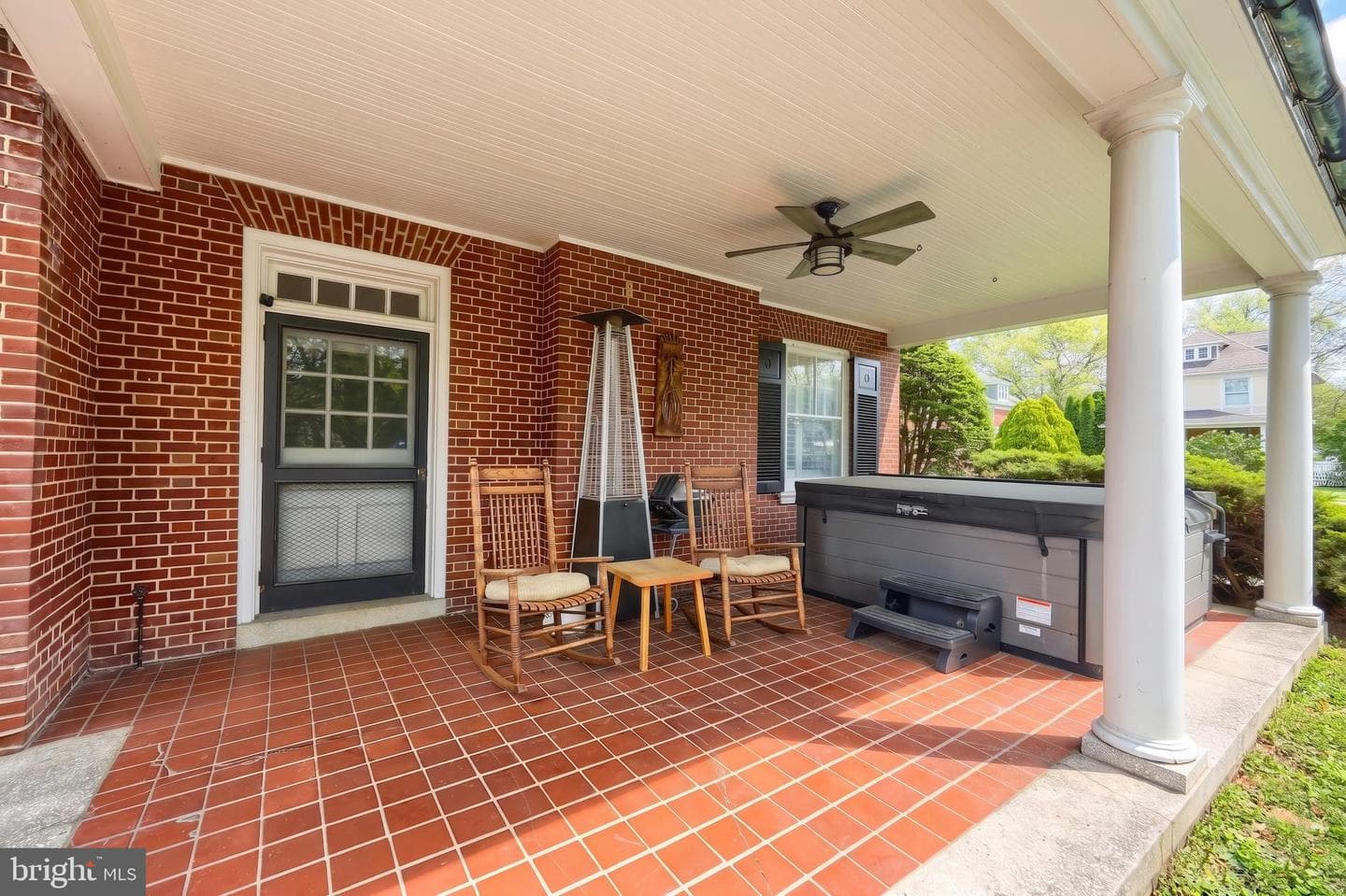 206 Eichelberger Street photo 8