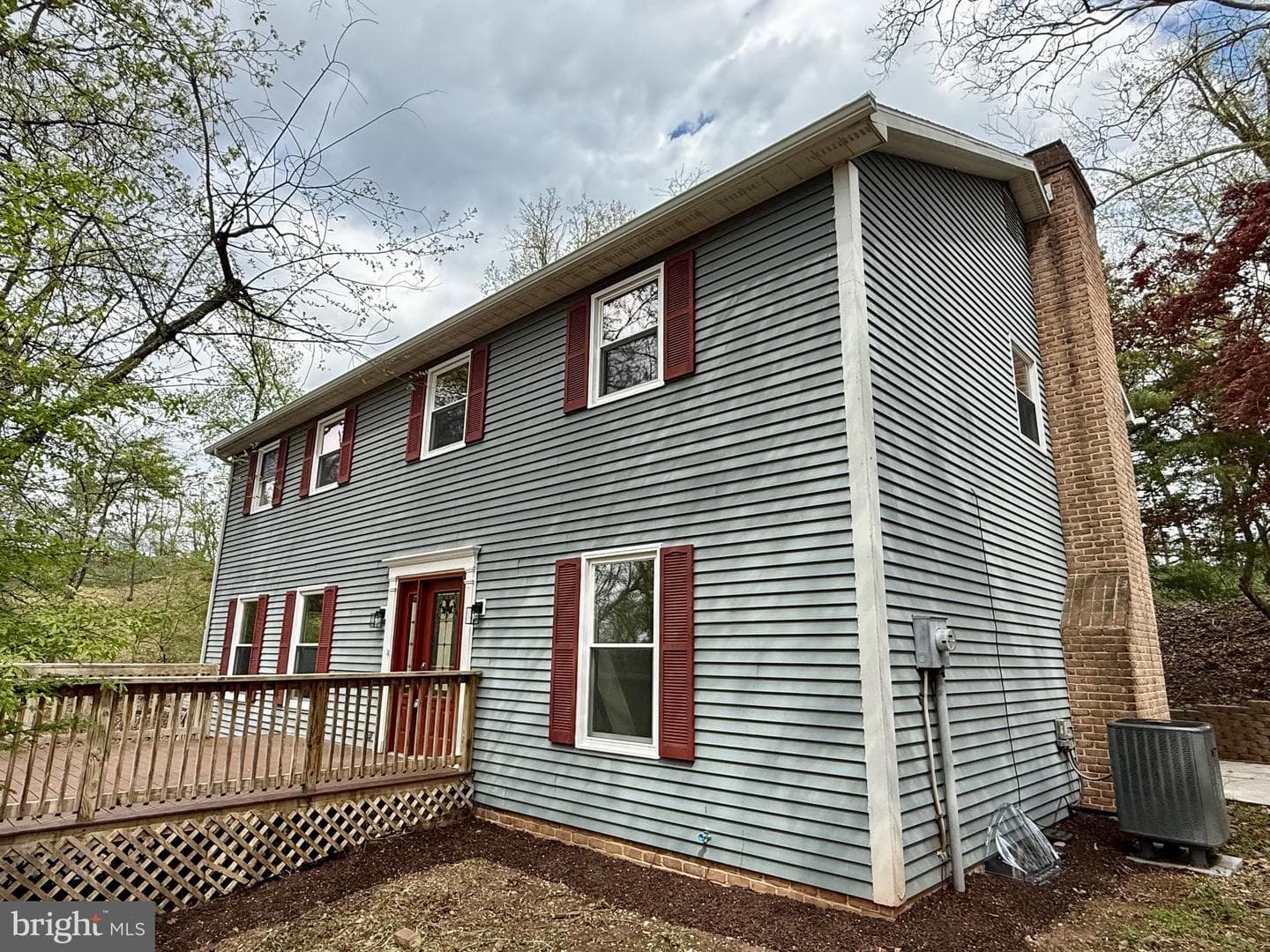 11 Pine Tree Drive photo 4