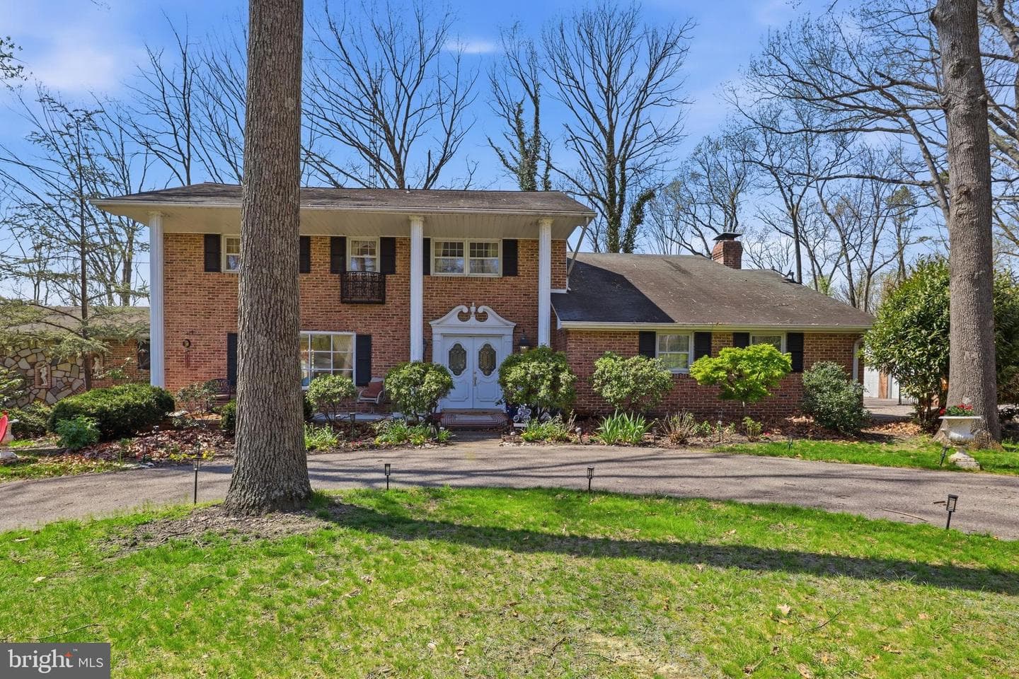 4041 Robinhood, York