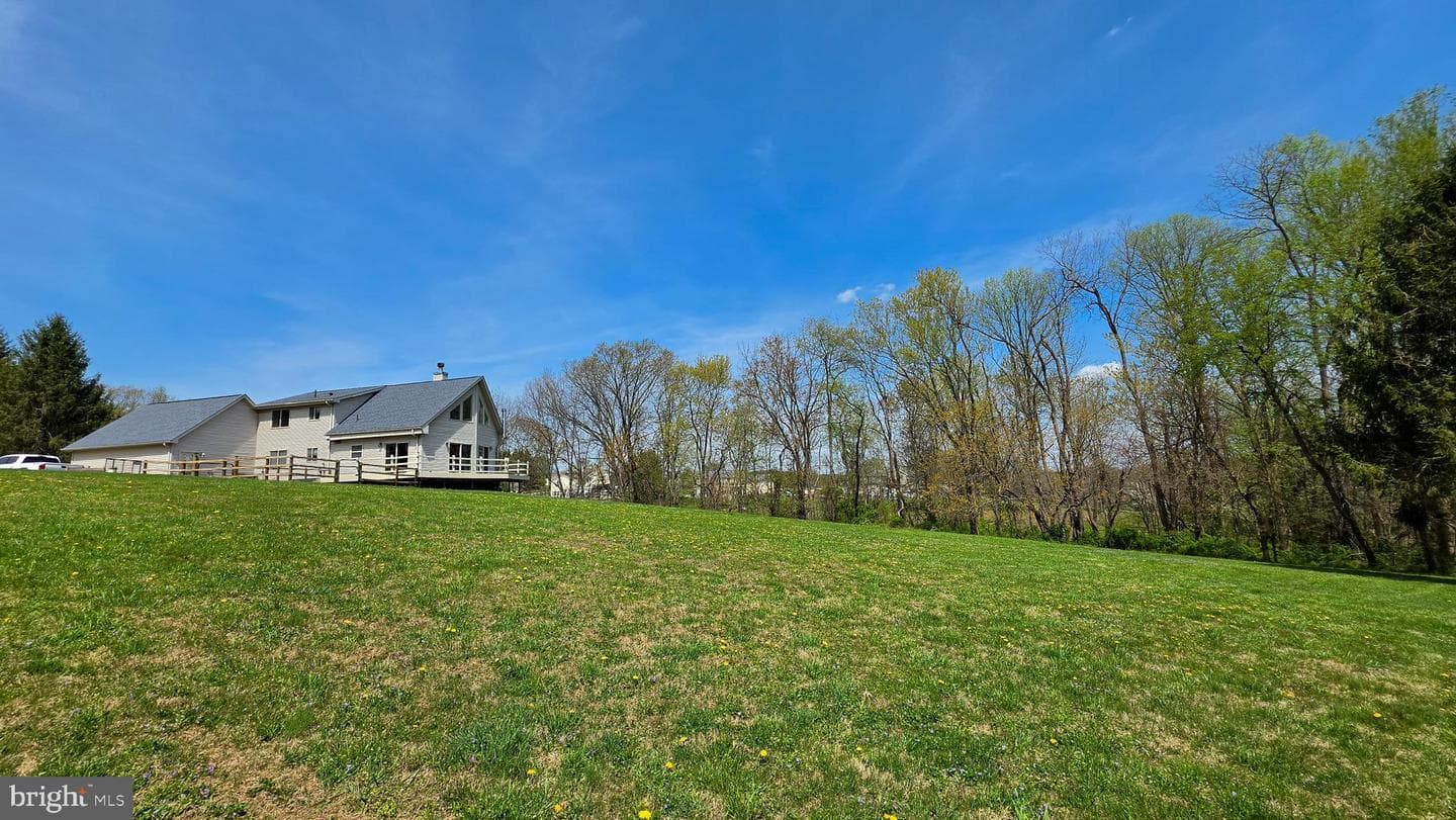 6262 Thoman Drive photo 3