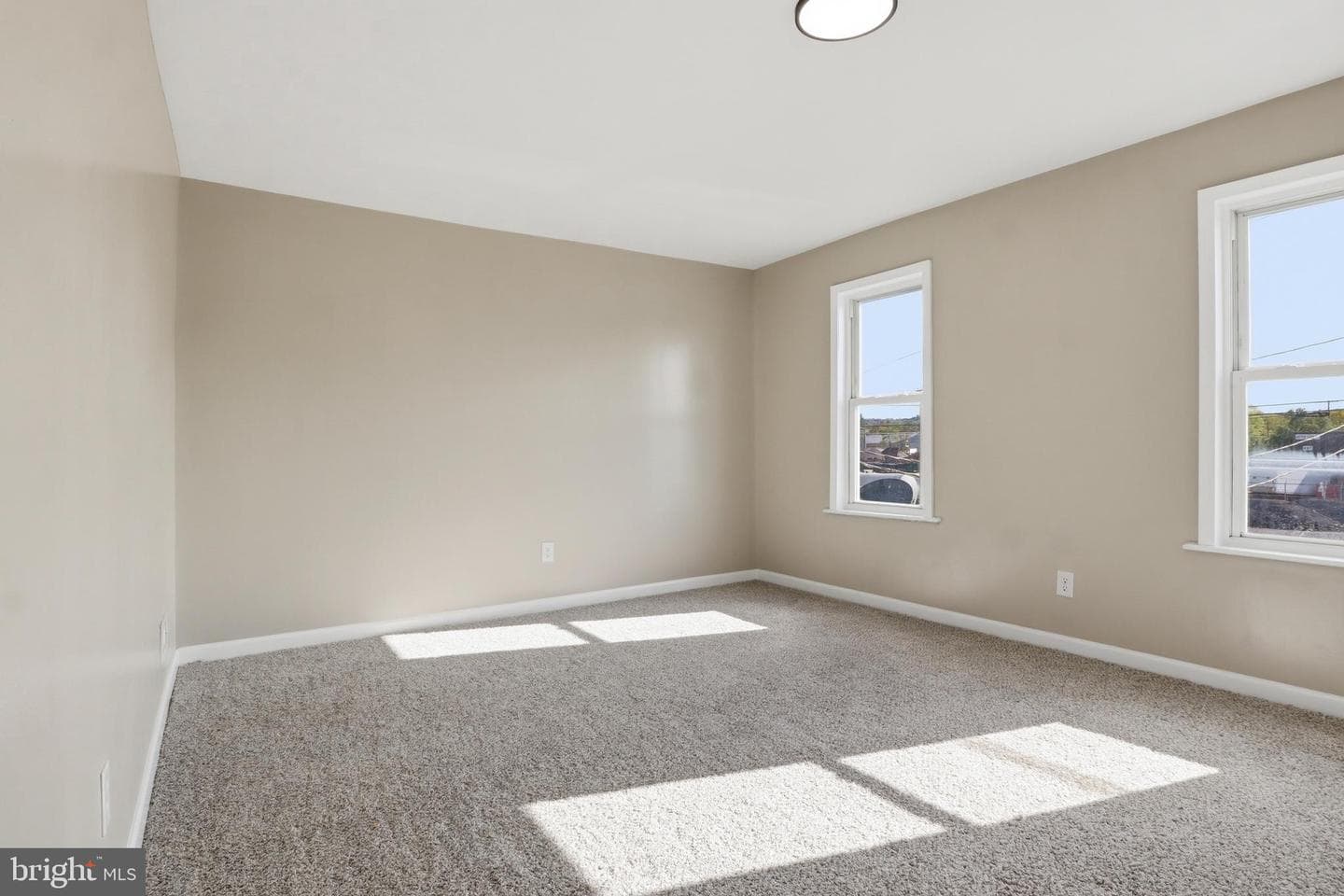 203 Fulton Street photo 18
