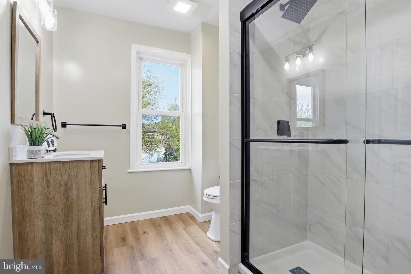 203 Fulton Street photo 20