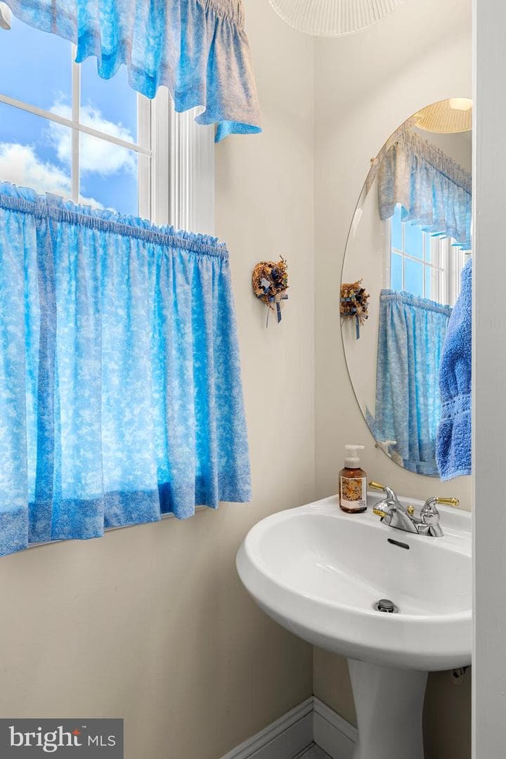 1347 Sterling Drive photo 24