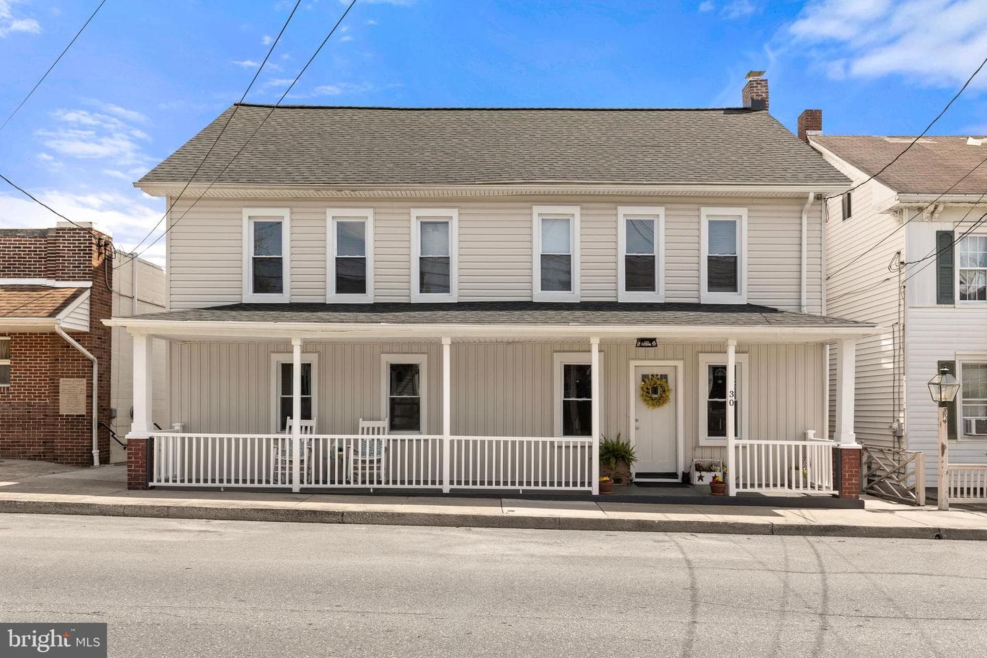 30 W Maple Street