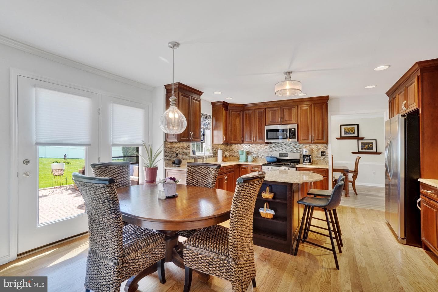 30 Frank Drive photo 3