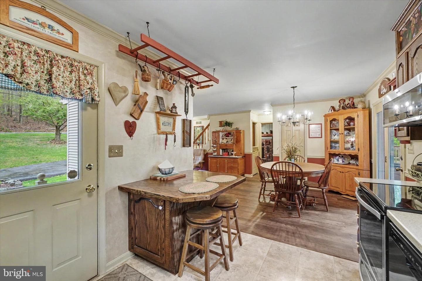 2285 Bremer Road photo 8