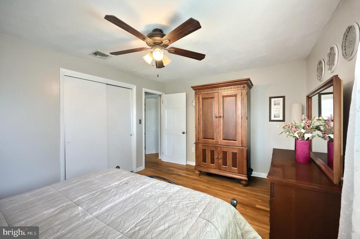 320 Holyoke Drive photo 37