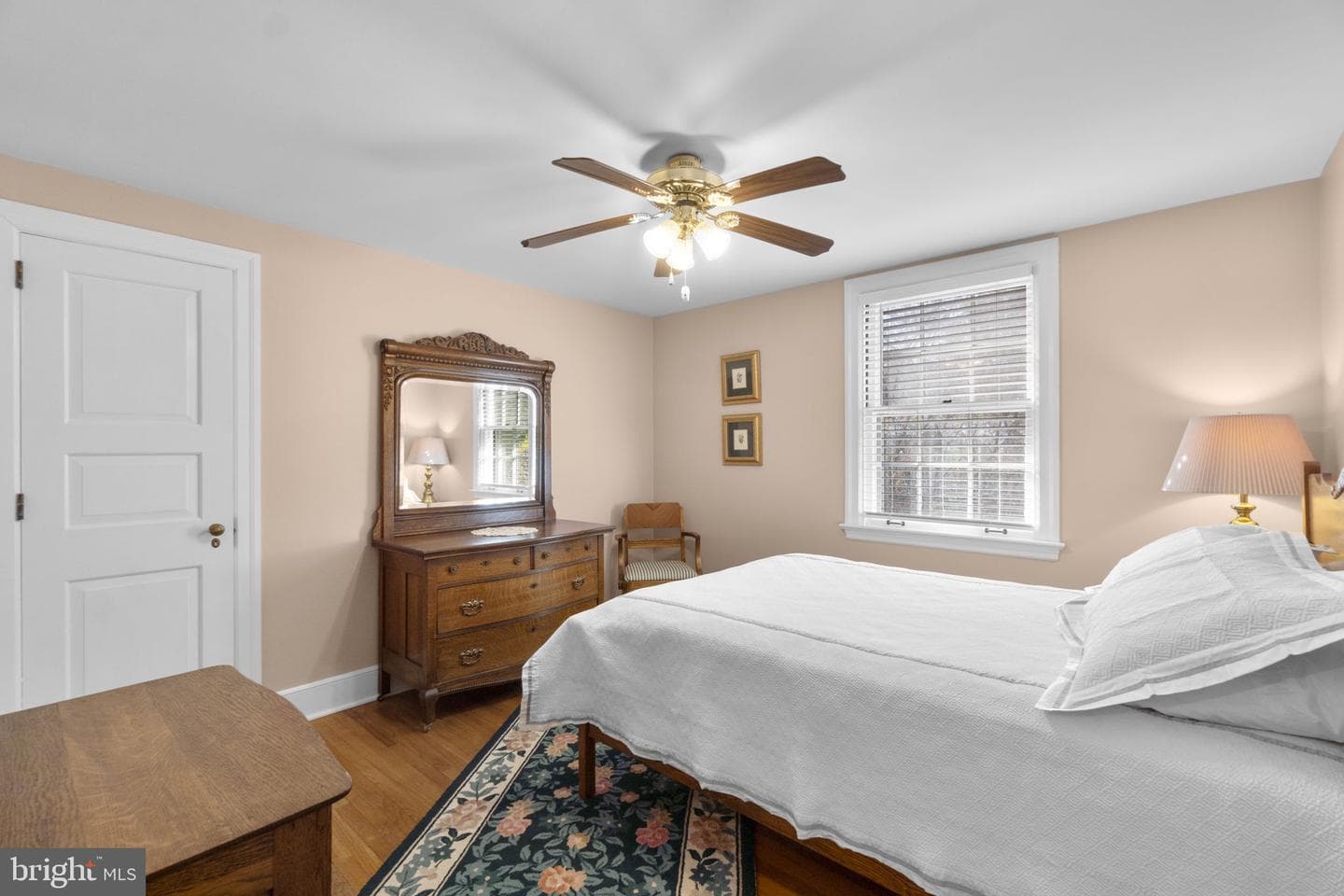 100 Edgewood Drive photo 28