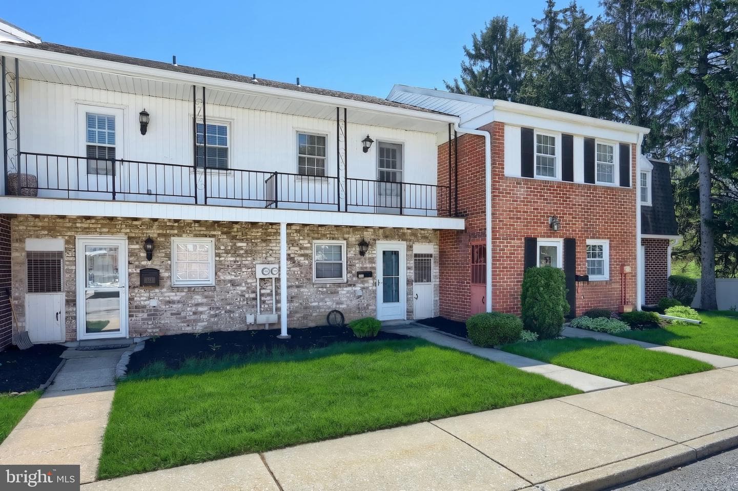 1714 Devers Road photo 3