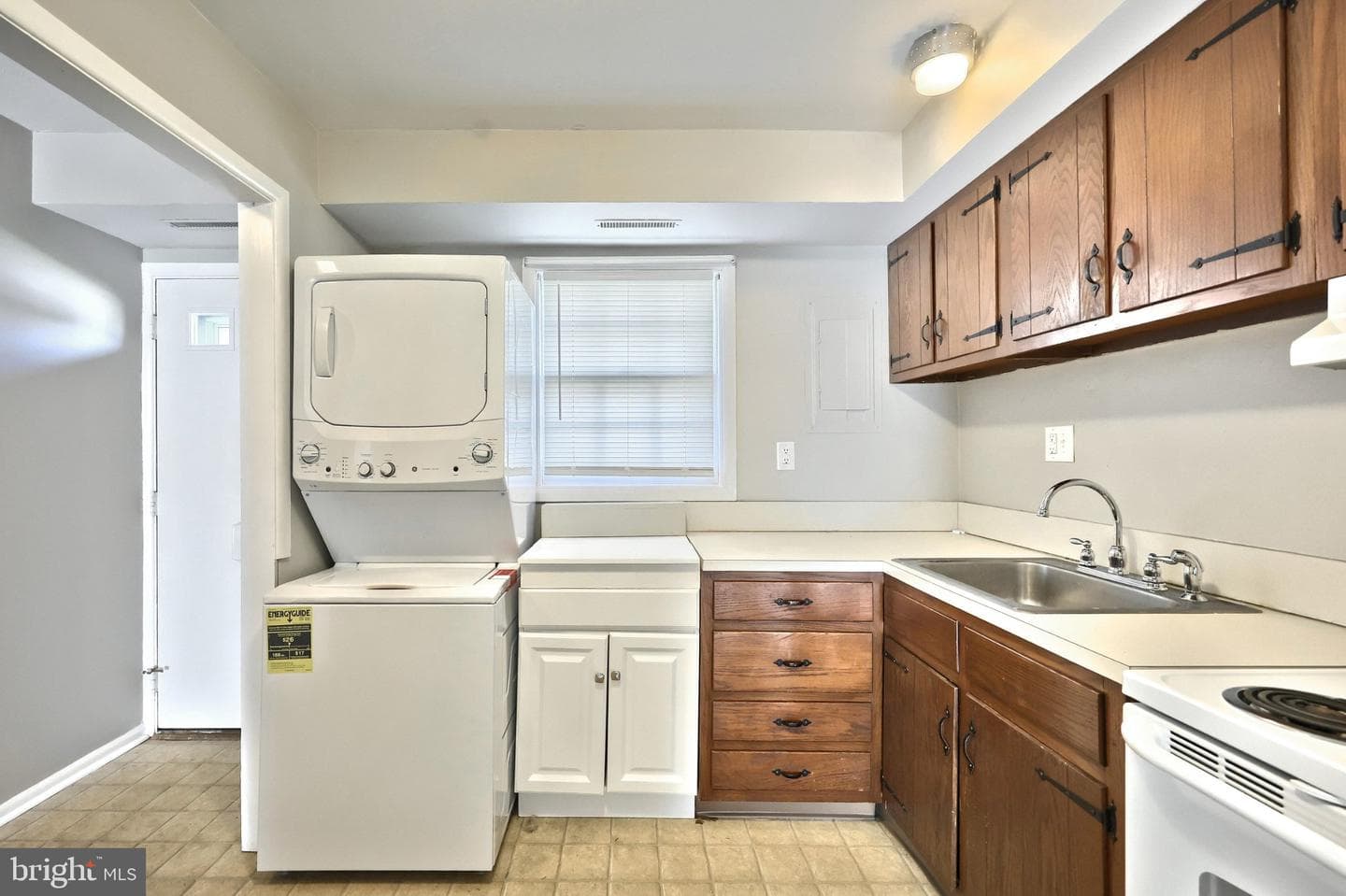 1714 Devers Road photo 8
