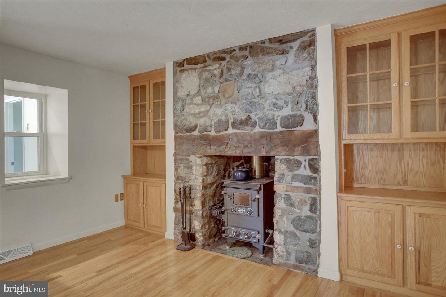 120 N Winding Road photo 25