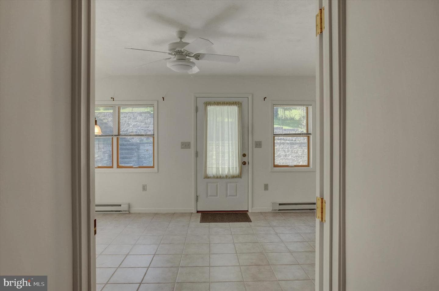 120 N Winding Road photo 27