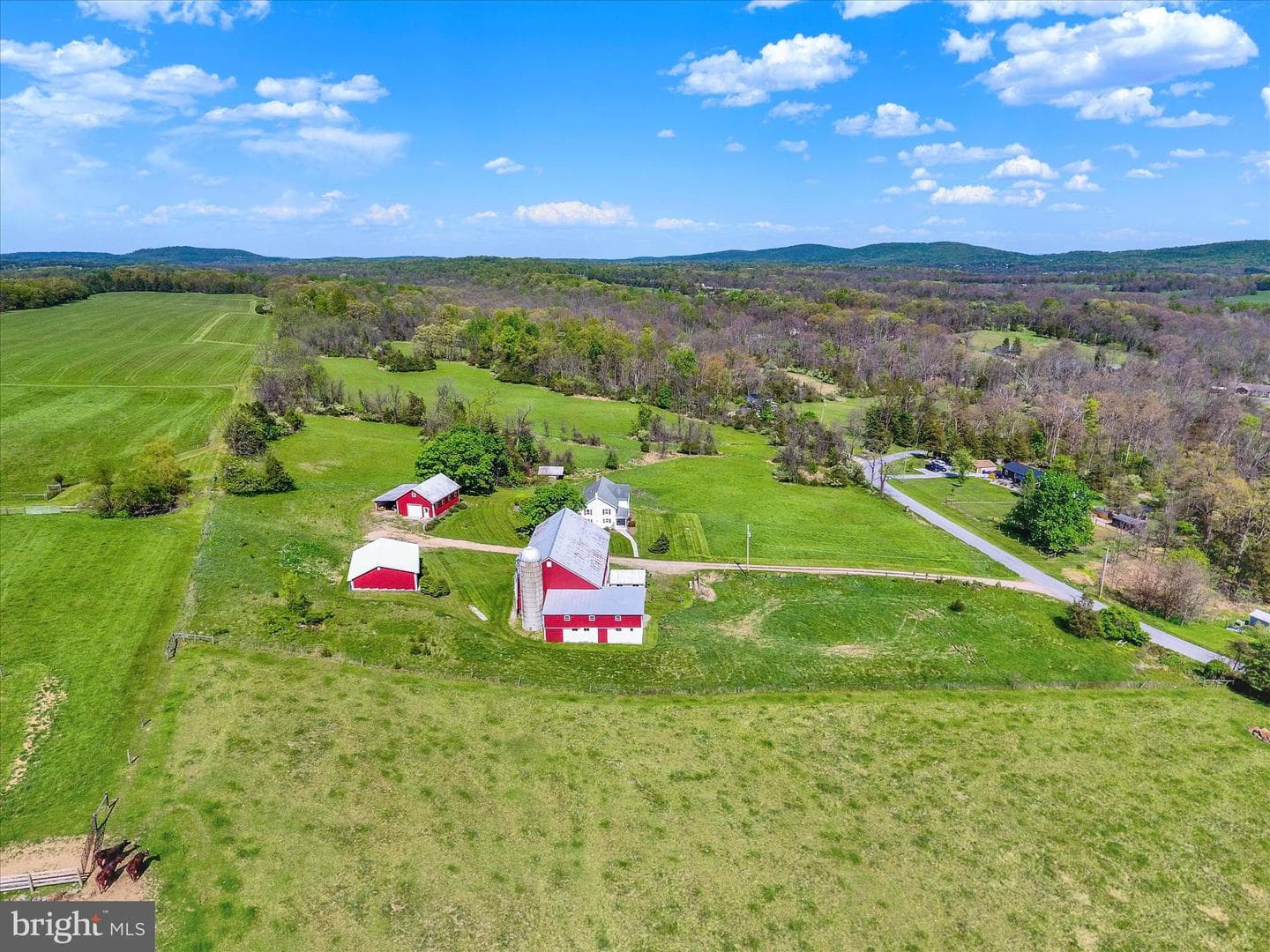 120 N Winding Road photo 58