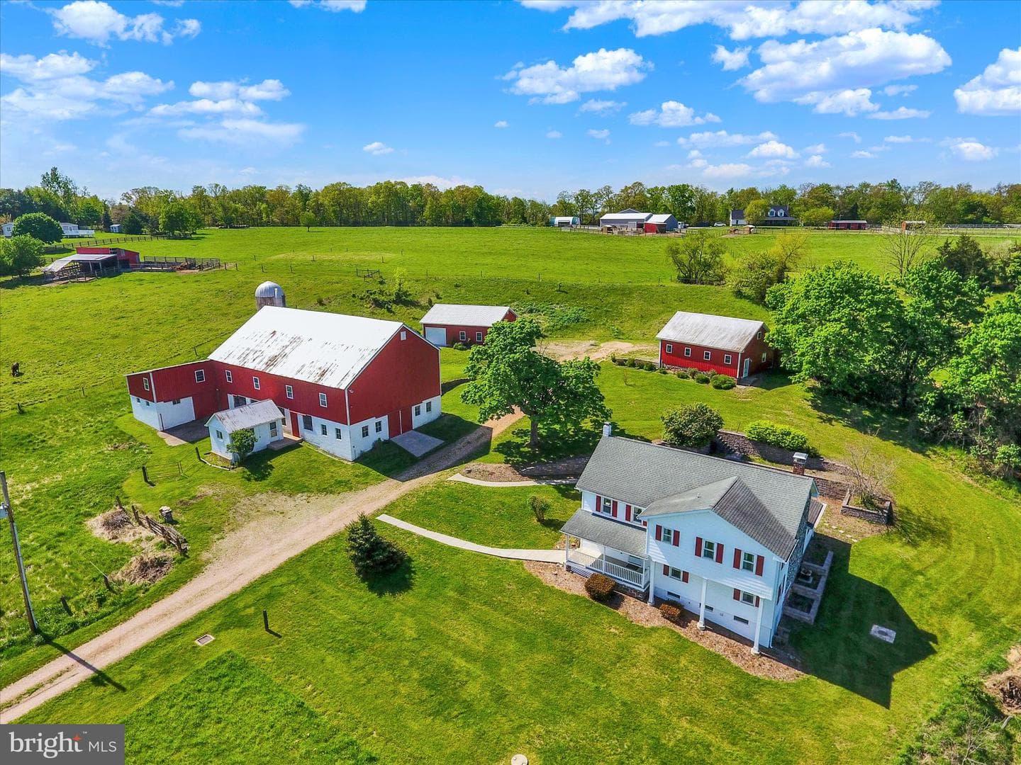 120 N Winding Road photo 59