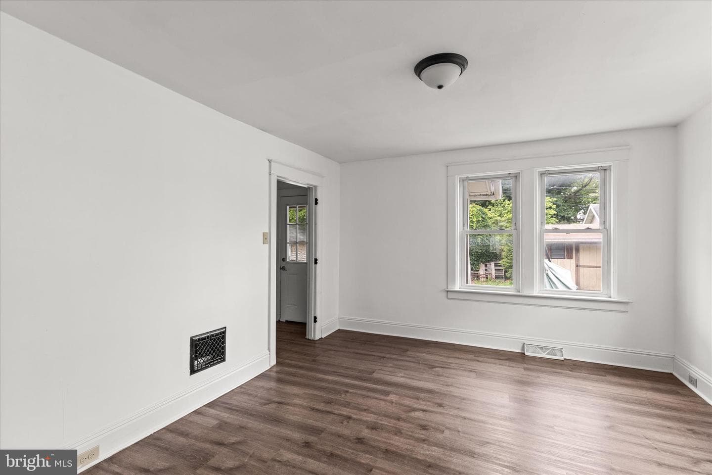 44 N Clinton Street photo 10