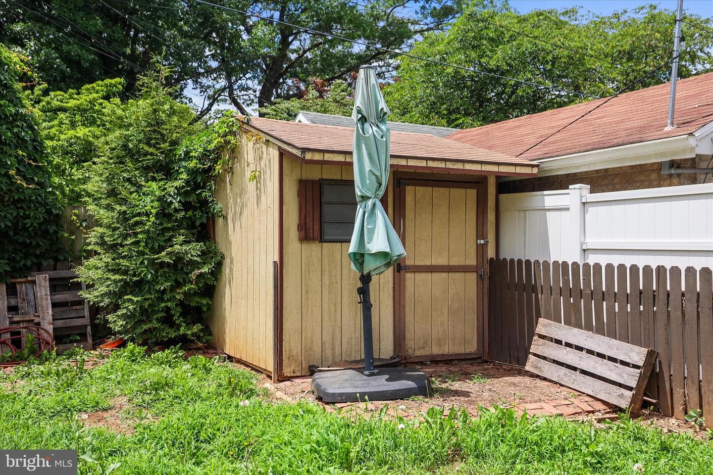 44 N Clinton Street photo 30