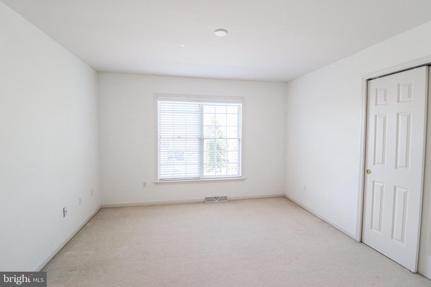 2730 Woodspring Drive photo 35
