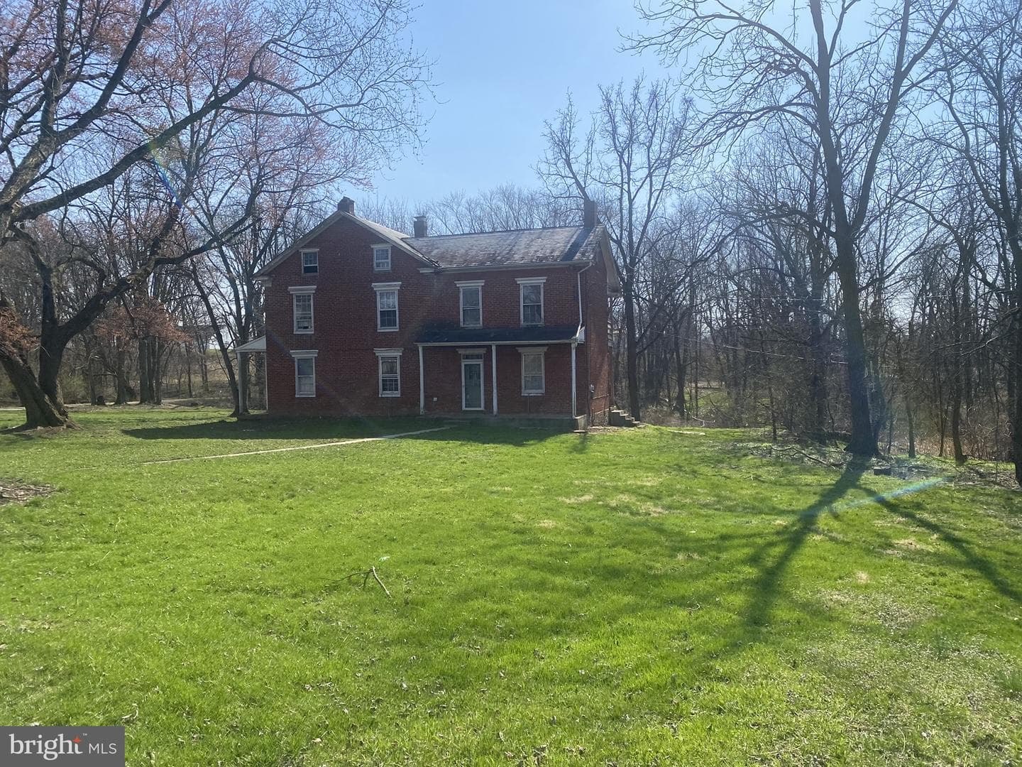 3230 Pebble Run Drive photo 8