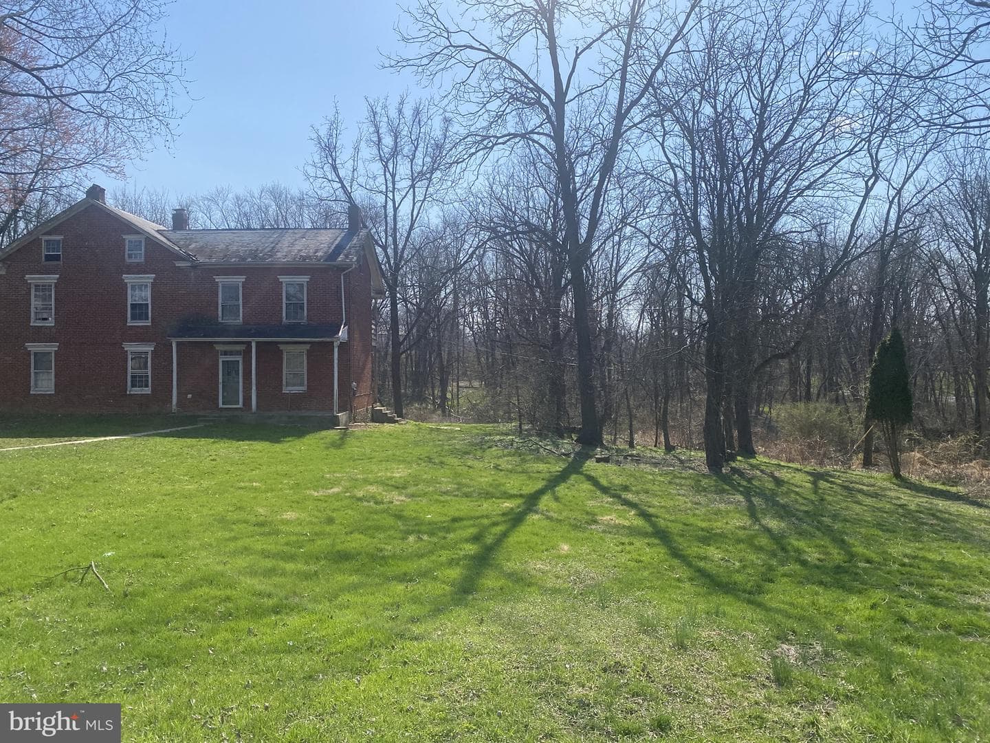 3230 Pebble Run Drive photo 9