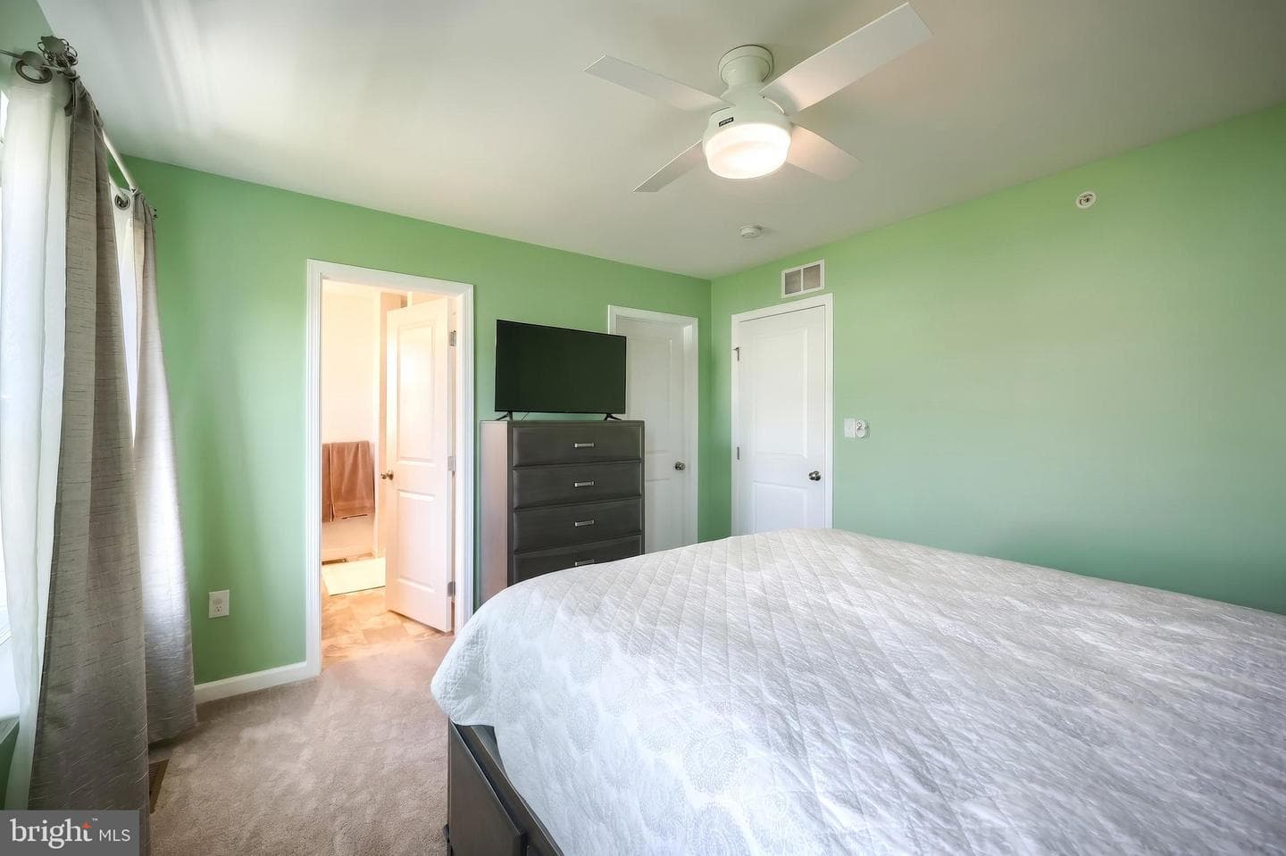 4285 Blackburn Drive photo 22