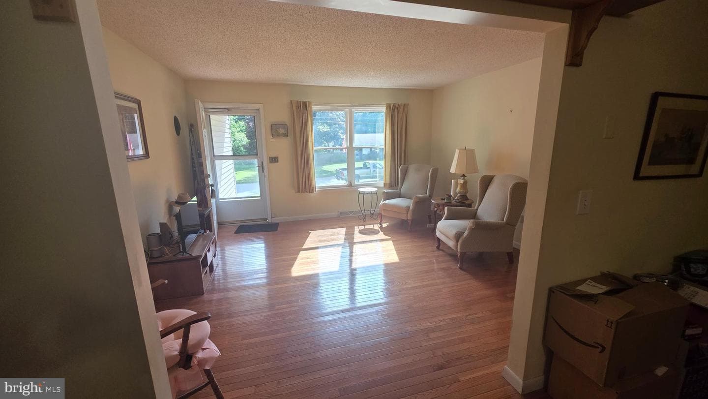 65 Vinton Drive photo 2