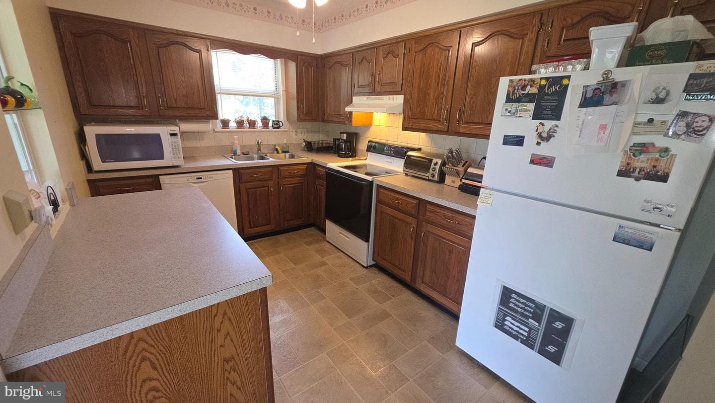 65 Vinton Drive photo 7