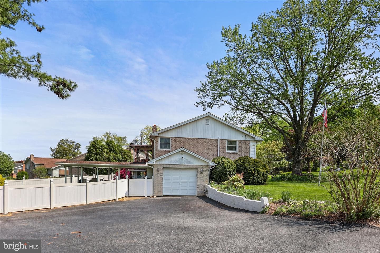 498 Maywood Road photo 49