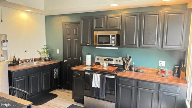 35 W Hanover Street photo 3