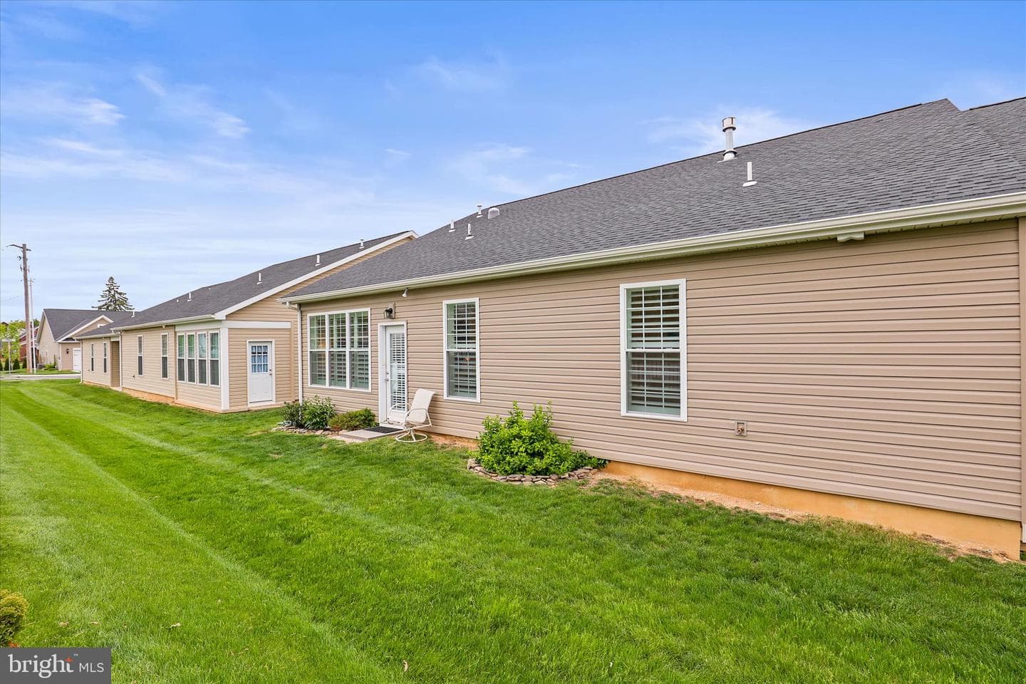 415 Hawthorn Lane #3 photo 30