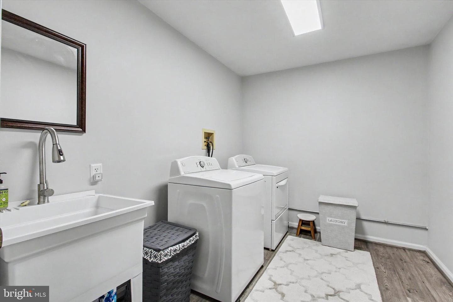 3600 Colonial Road photo 20