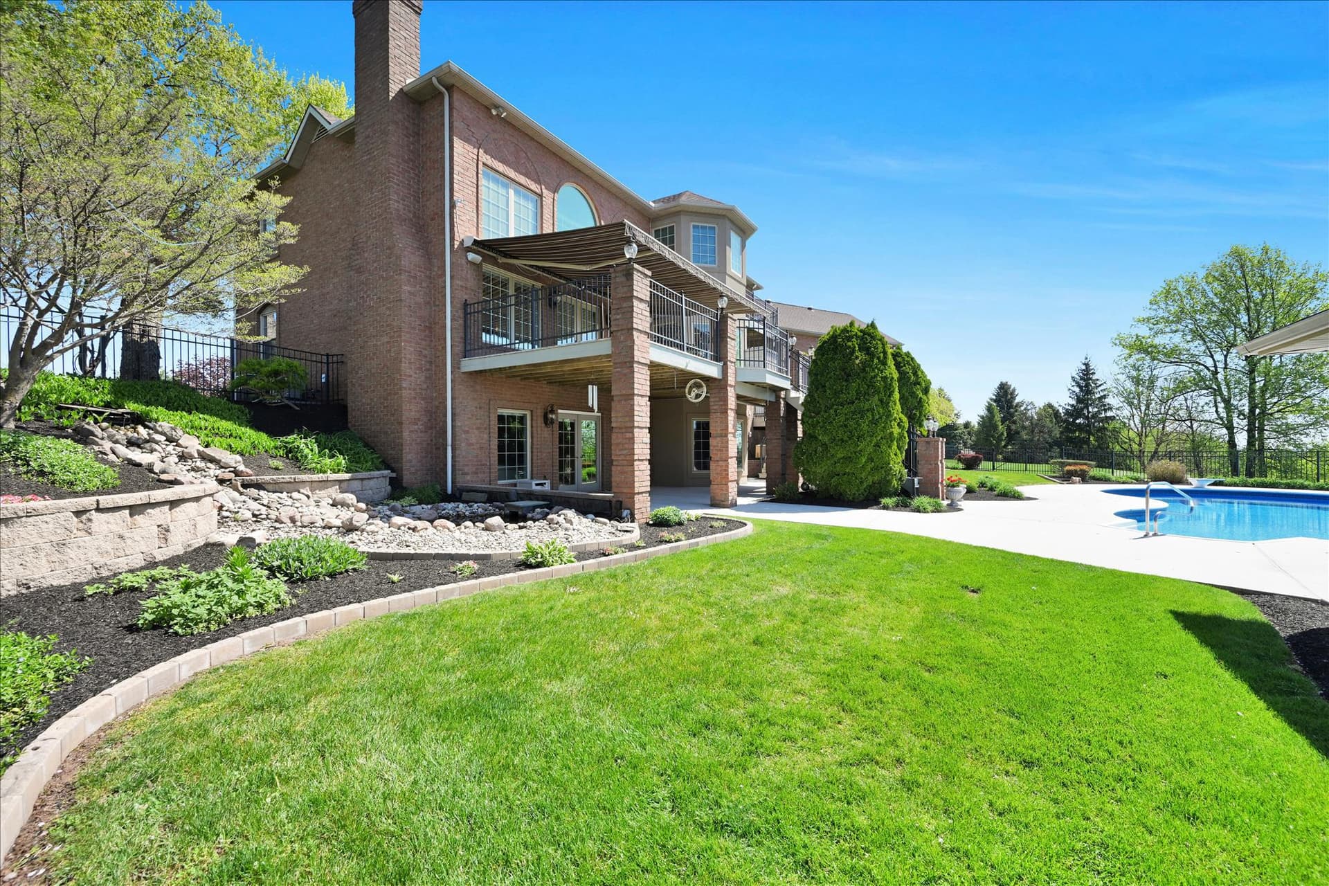 111 Mountain View Drive photo 55