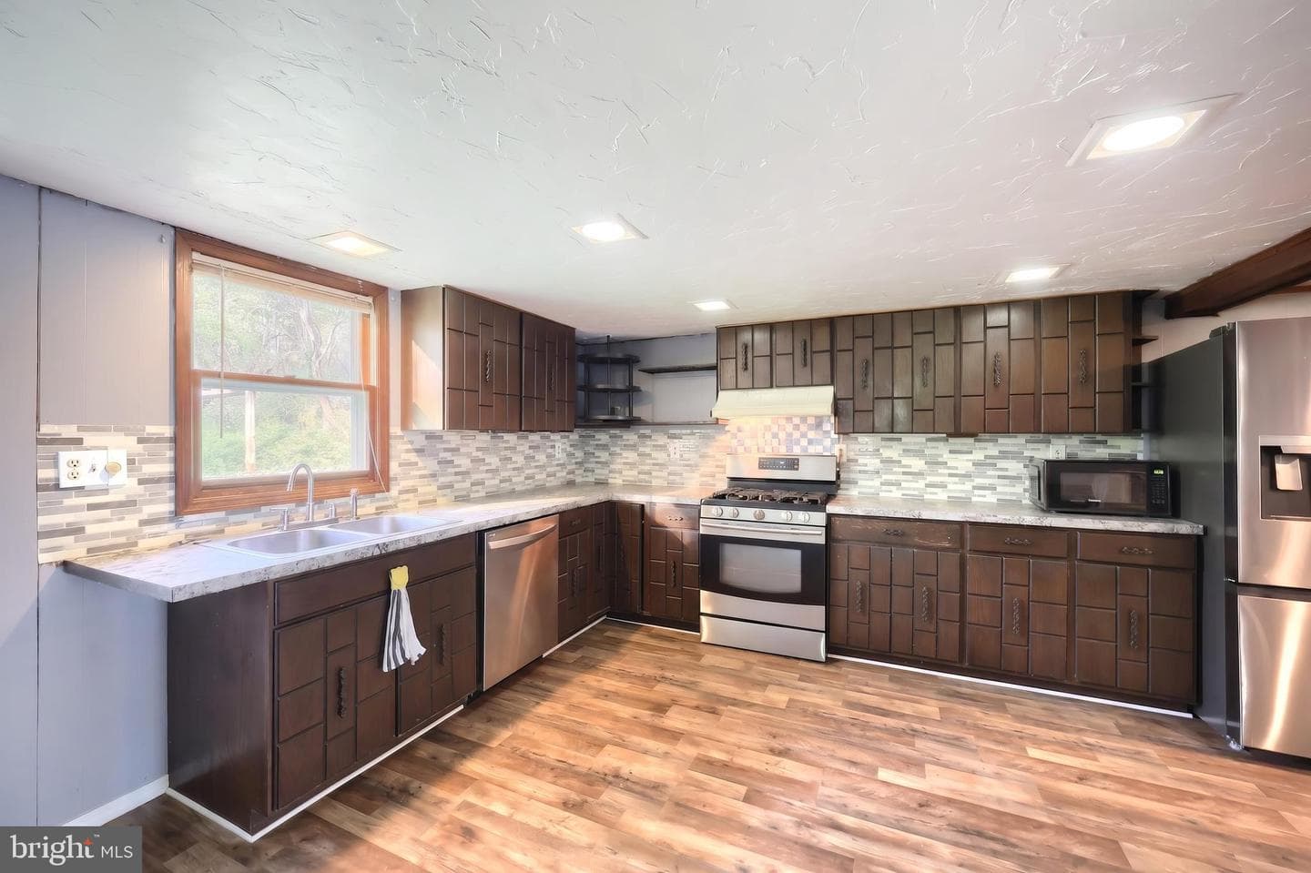 219 Butter Road photo 11