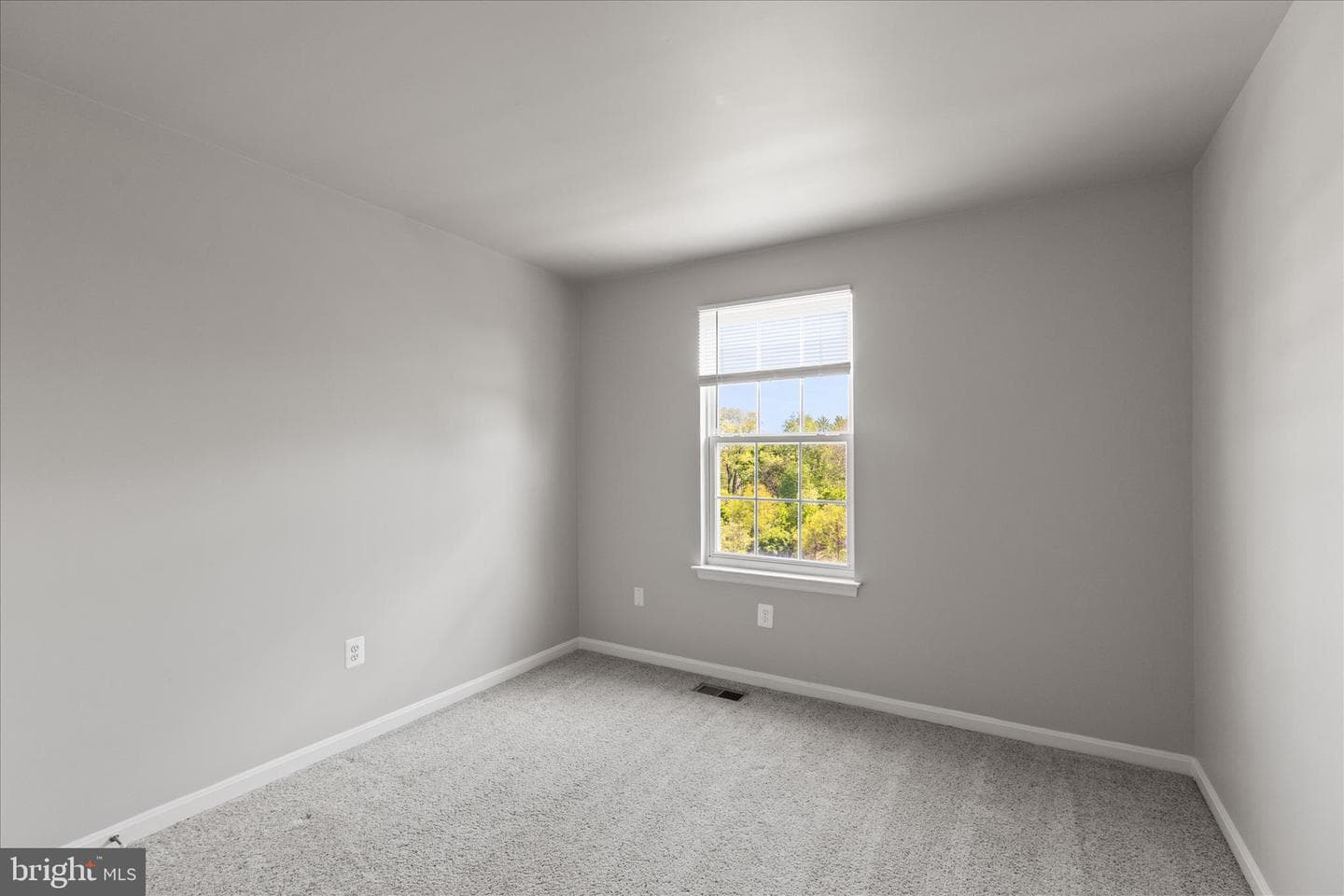 73 Menlena Circle photo 32