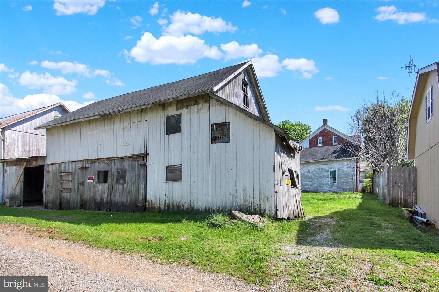 5255 Lincoln Highway W photo 32