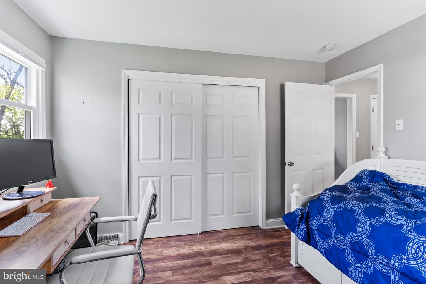 60 Bunker Lane photo 20