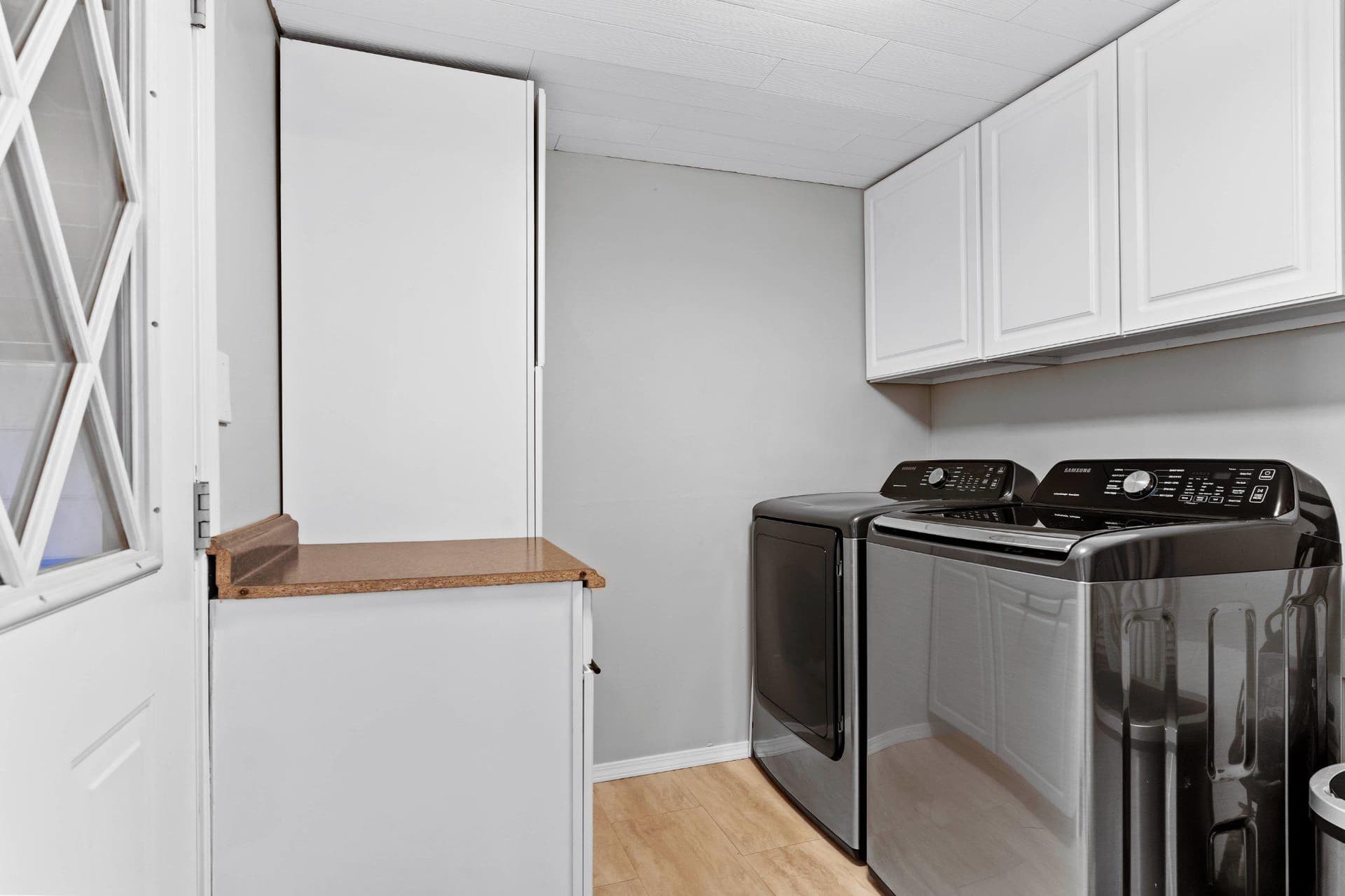 60 Bunker Lane photo 22