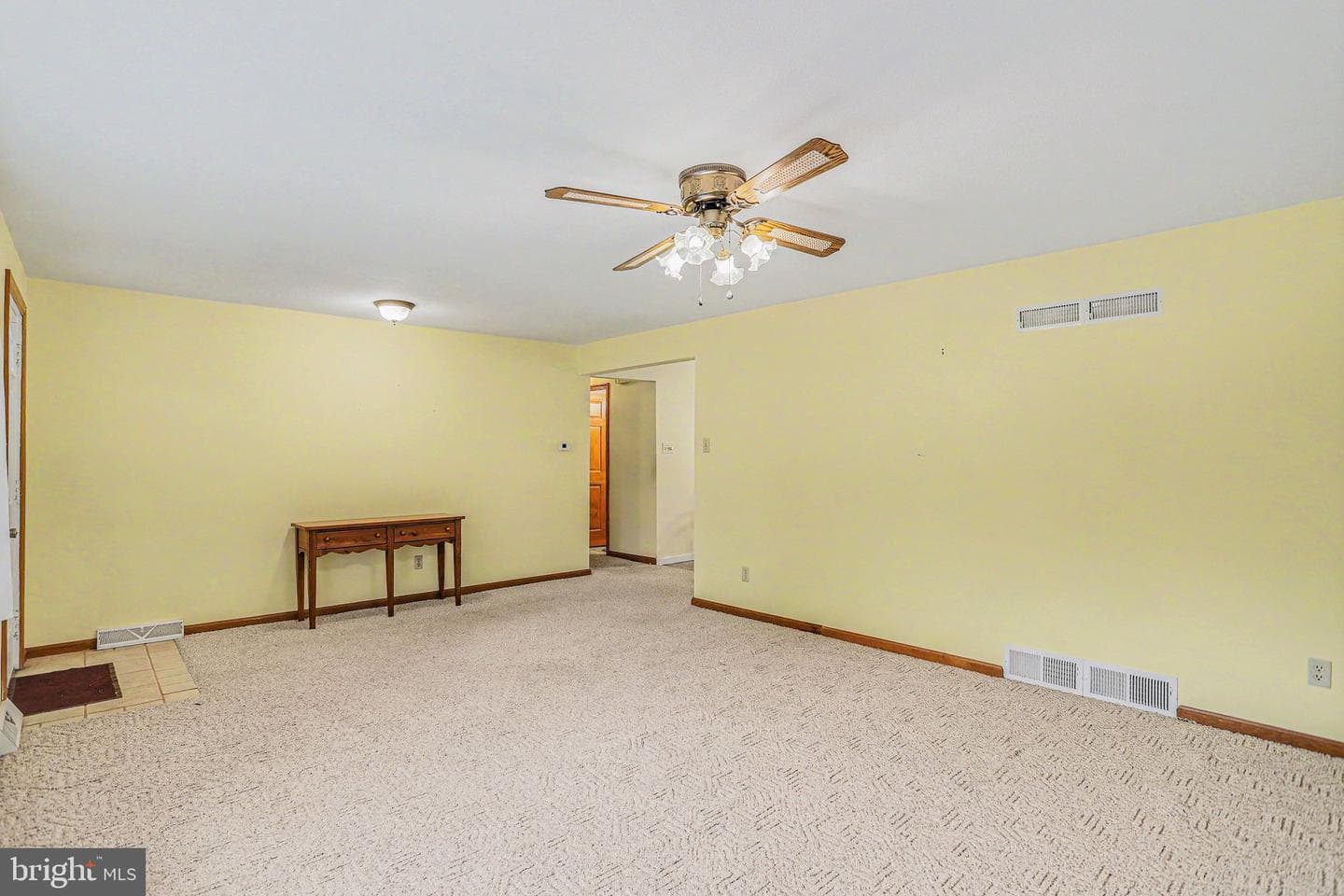 12 Greenbriar Drive photo 6