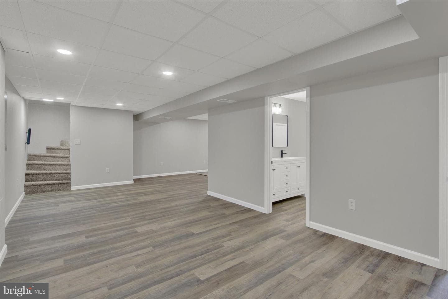 230 Canary Circle photo 15