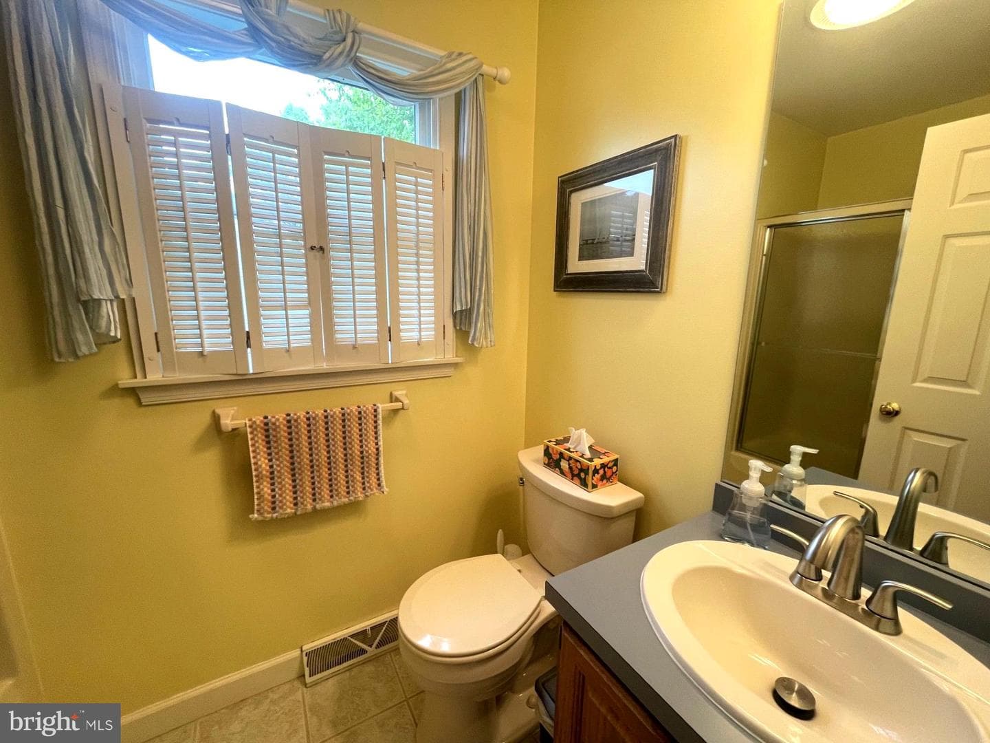 215 Steffie Drive photo 34