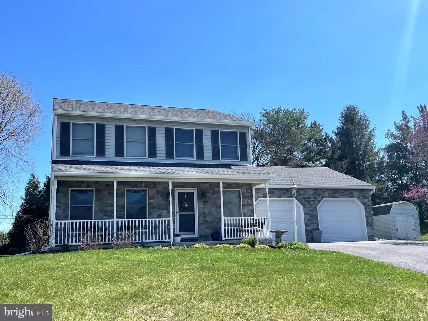 215 Steffie Drive photo 48
