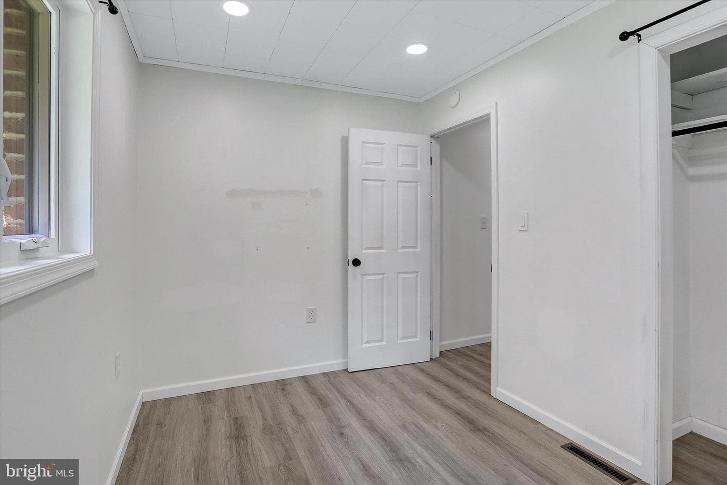 680 Lynes Road photo 25