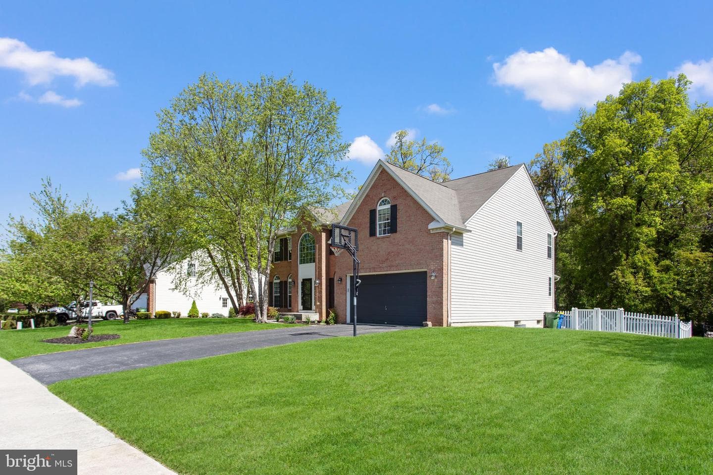 38 Firmin Way photo 3
